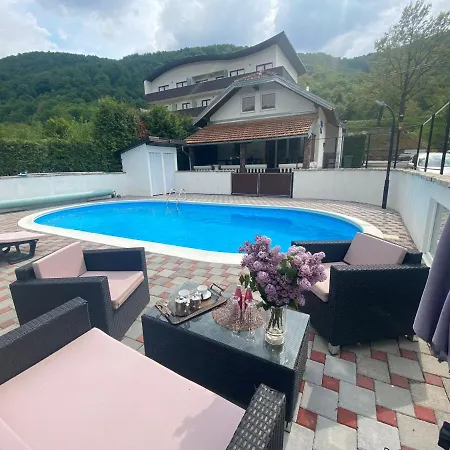 Enio Holiday home *